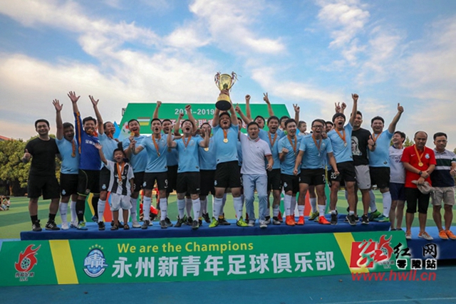 布克32分太阳送篮网5连败 活塞擒老鹰升至前六