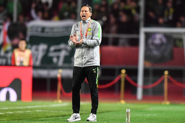 郭艾伦:真想留在辽宁 因为跟球迷说过等我回来